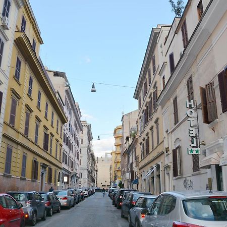 Roma Carina Hotell Eksteriør bilde