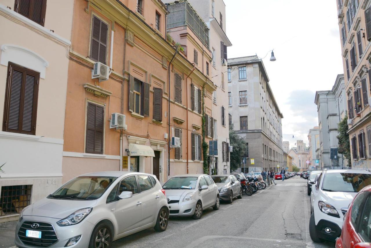 Roma Carina Hotell Eksteriør bilde